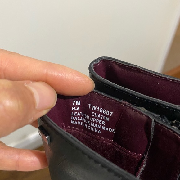 Tommy Hilfiger boots - Picture 4 of 4